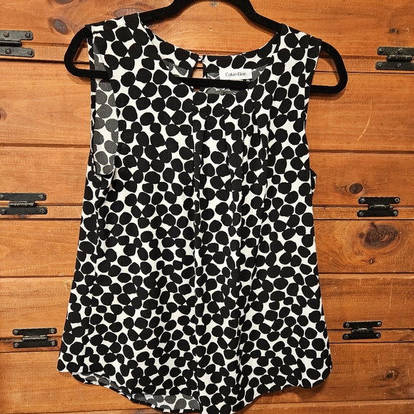 Calvin Klein sleeveless blouse - Picture 2 of 6